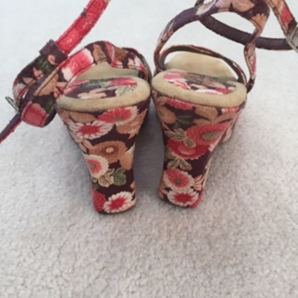 Blossom Vintage Funky Floral Print Platform Wedge Women’s Pink/Brown Sandal 8 - Picture 4 of 9